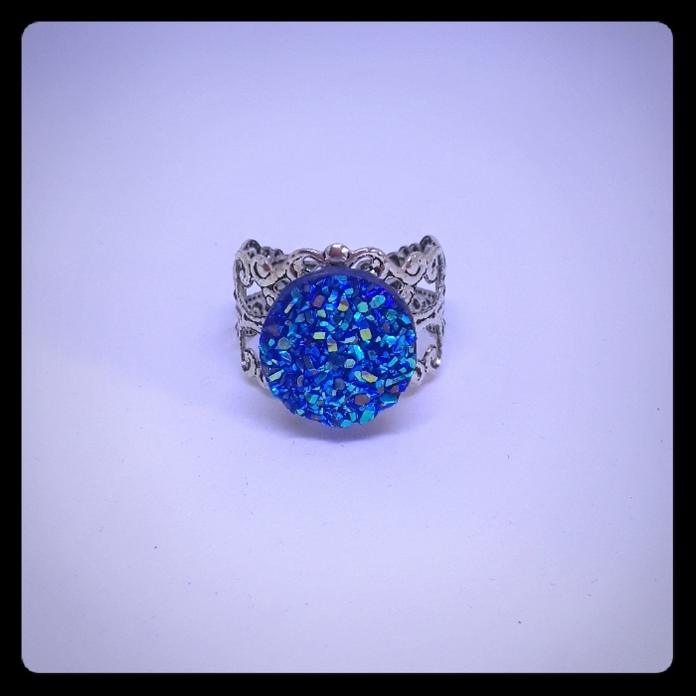 Decorative blue adjustable ring